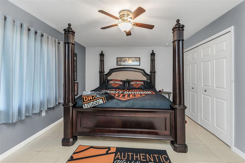 For Sale: $289,900 (3 beds, 2 baths, 1170 Square Feet)