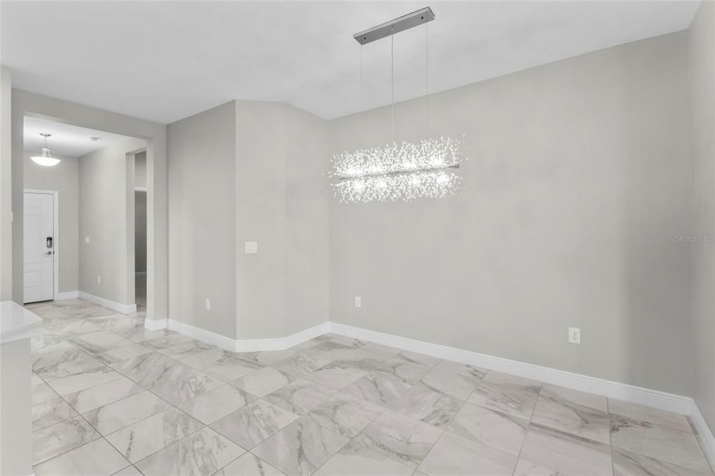 For Sale: $388,000 (2 beds, 2 baths, 1518 Square Feet)