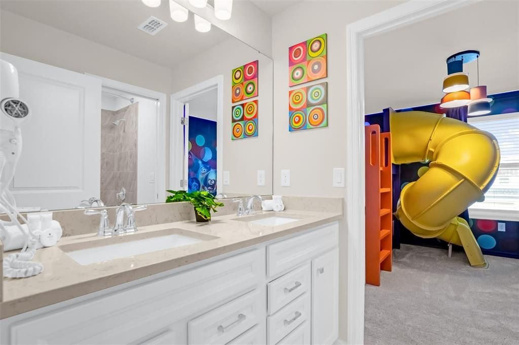 For Sale: $1,299,000 (10 beds, 8 baths, 4376 Square Feet)