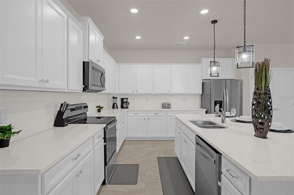 For Sale: $1,299,000 (10 beds, 8 baths, 4376 Square Feet)