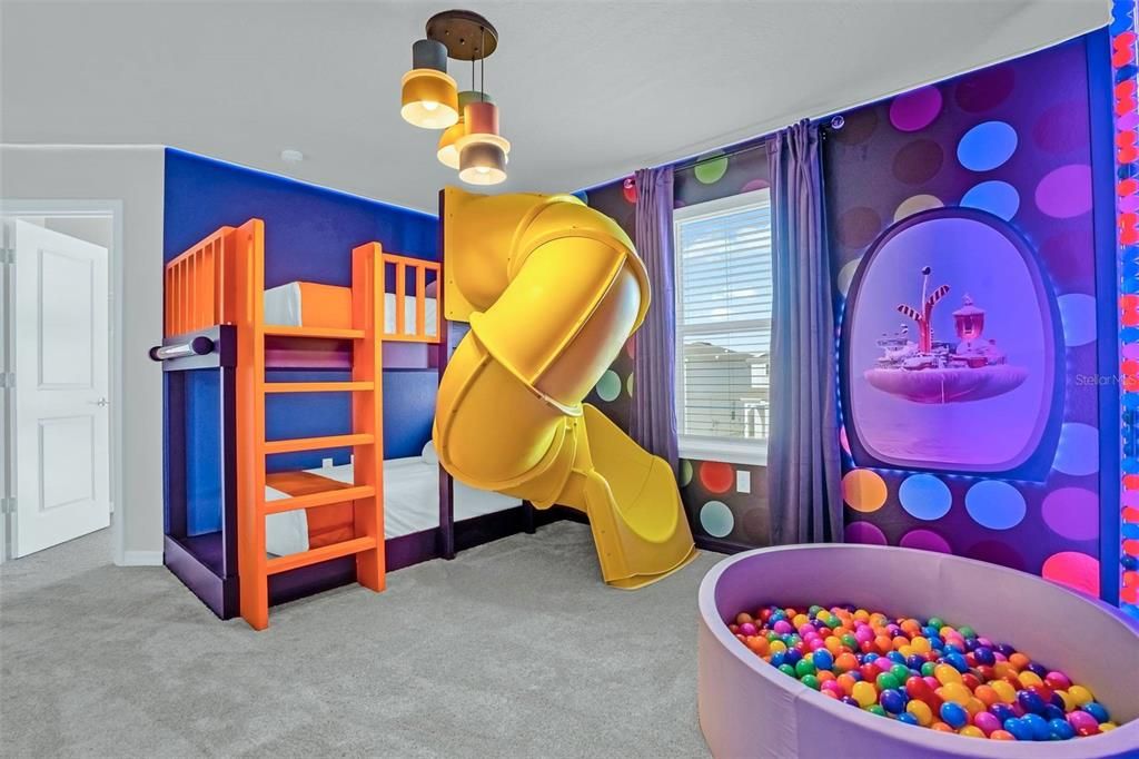 For Sale: $1,299,000 (10 beds, 8 baths, 4376 Square Feet)