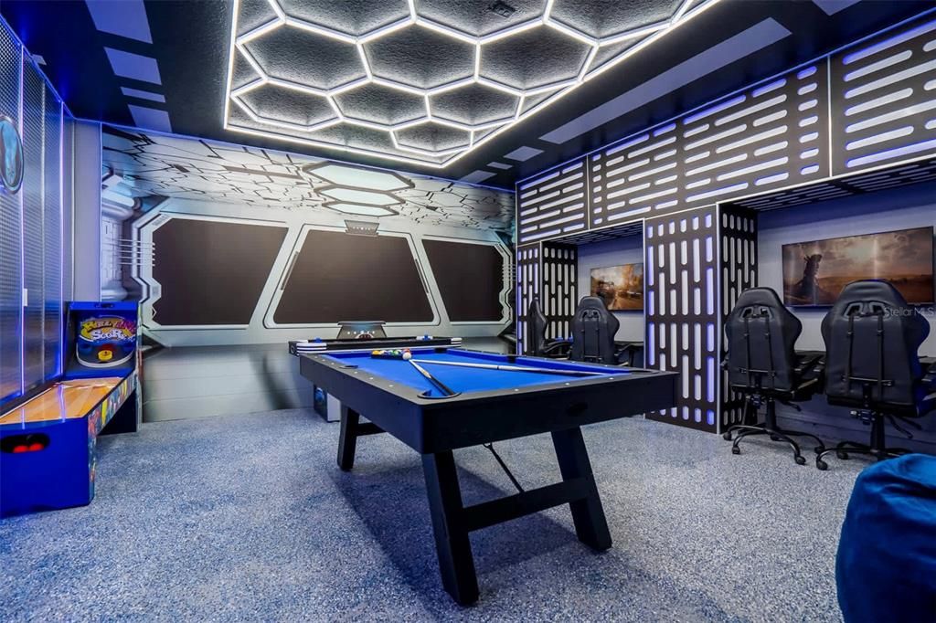 For Sale: $1,299,000 (10 beds, 8 baths, 4376 Square Feet)