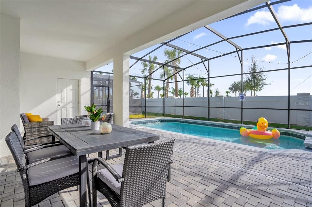 For Sale: $1,299,000 (10 beds, 8 baths, 4376 Square Feet)