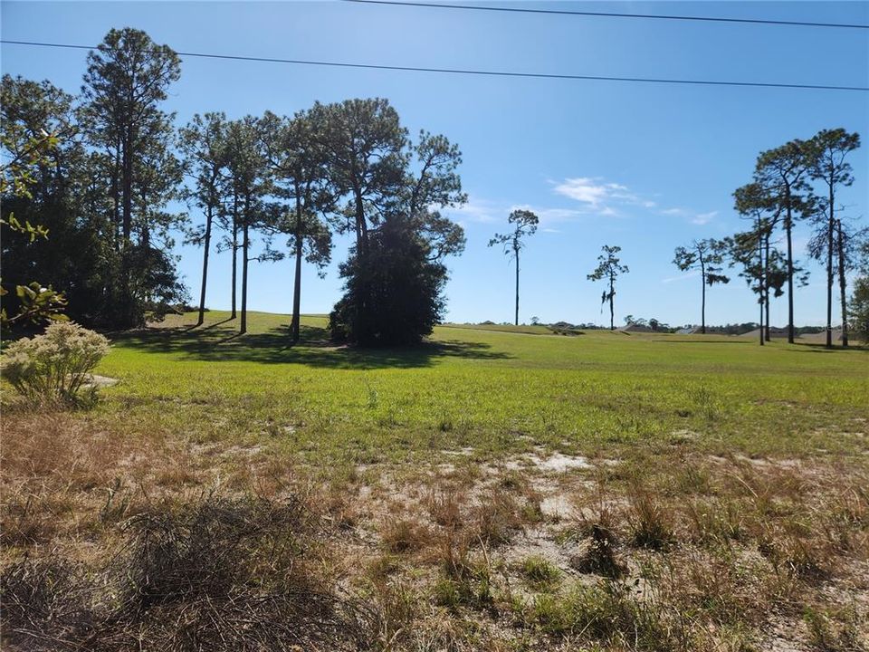 На продажу: $235,000 (2.51 acres)