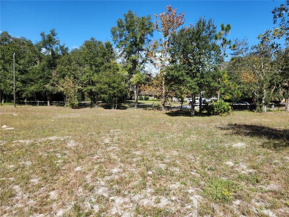 На продажу: $235,000 (2.51 acres)