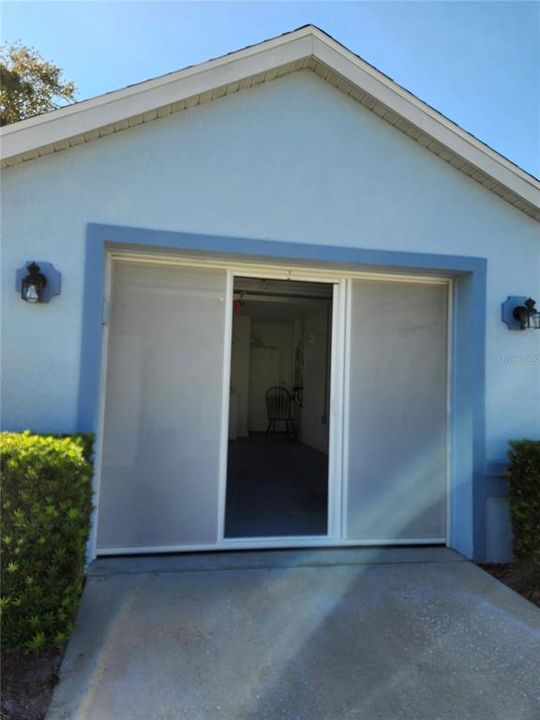 For Sale: $204,900 (2 beds, 2 baths, 1121 Square Feet)