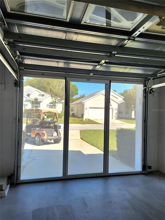 For Sale: $204,900 (2 beds, 2 baths, 1121 Square Feet)