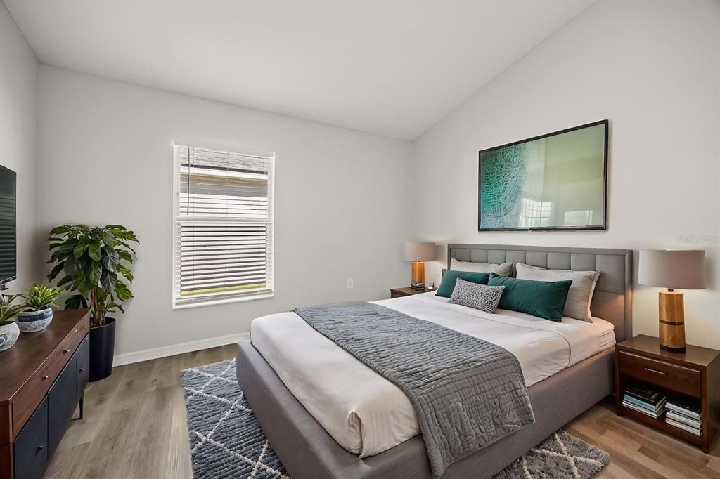 合同活跃: $399,900 (3 贝兹, 2 浴室, 1948 平方英尺)