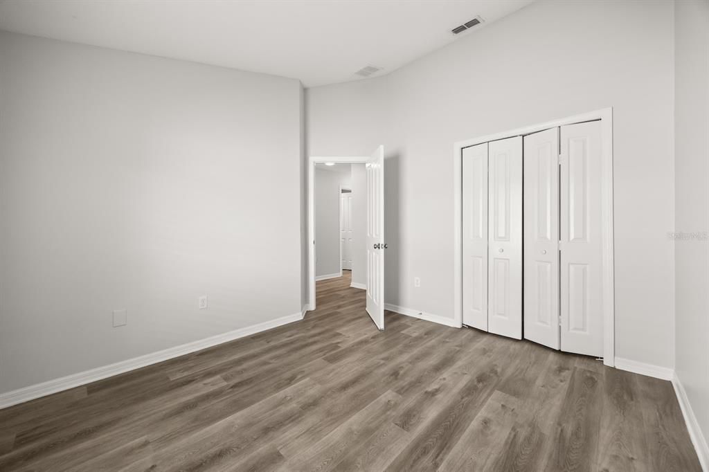 合同活跃: $399,900 (3 贝兹, 2 浴室, 1948 平方英尺)