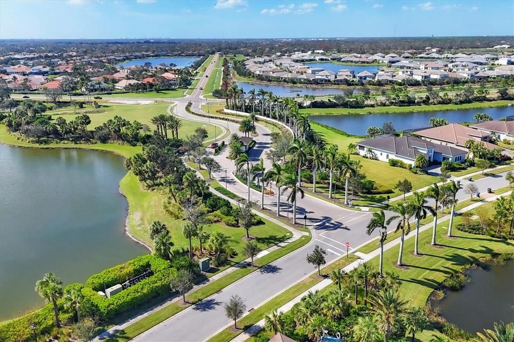 For Sale: $795,000 (2 beds, 2 baths, 1950 Square Feet)