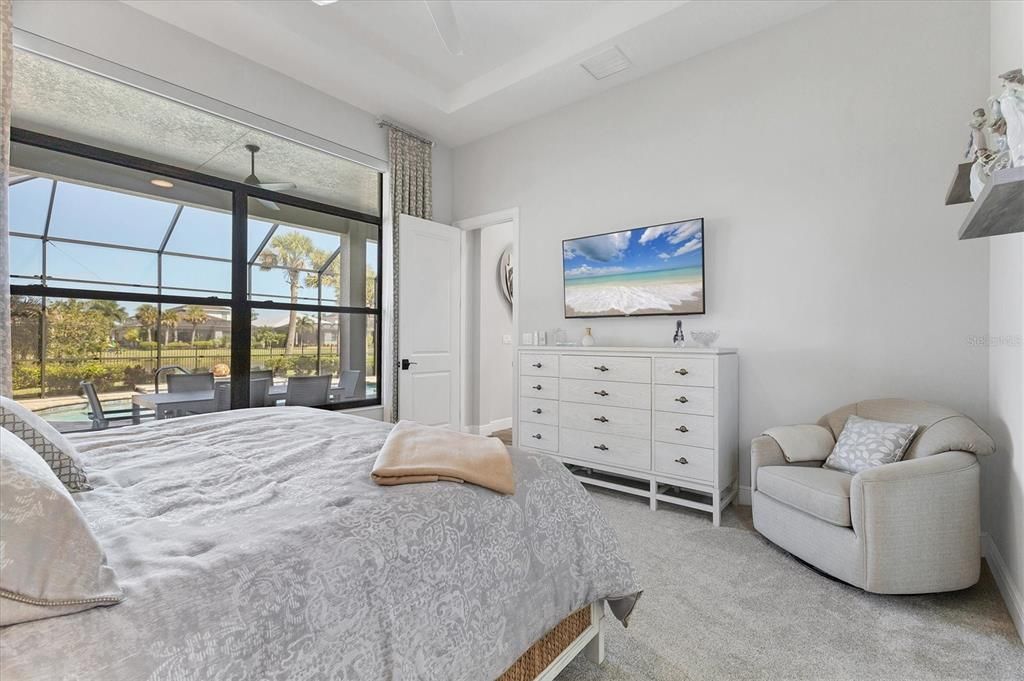 For Sale: $795,000 (2 beds, 2 baths, 1950 Square Feet)