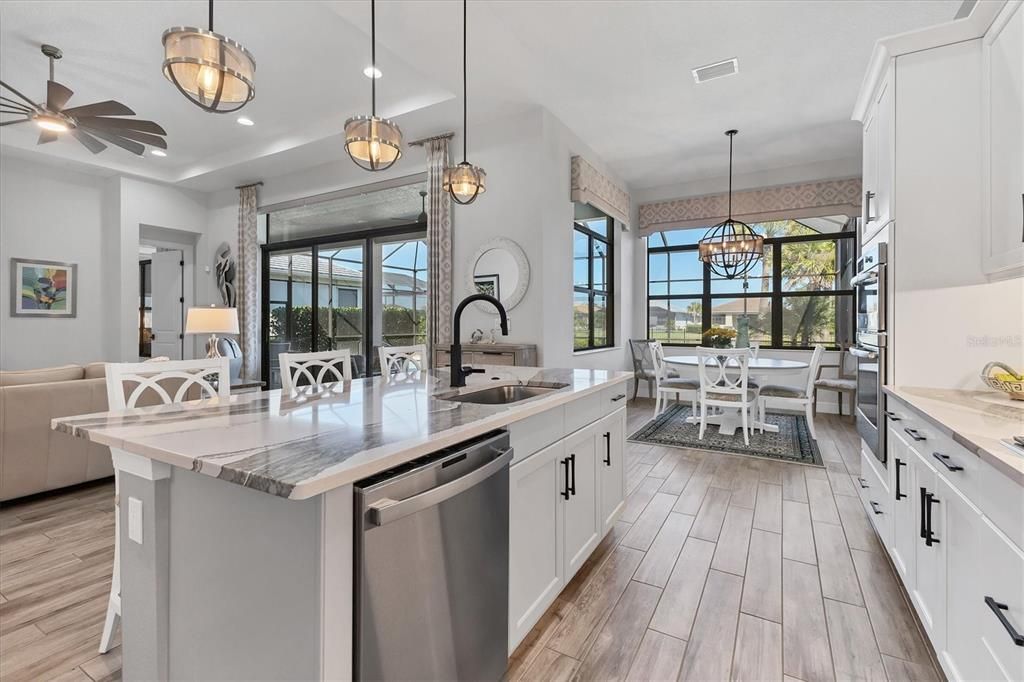 For Sale: $795,000 (2 beds, 2 baths, 1950 Square Feet)