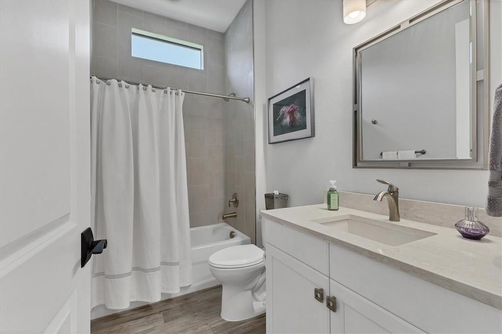 For Sale: $795,000 (2 beds, 2 baths, 1950 Square Feet)