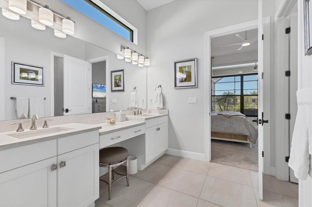 For Sale: $795,000 (2 beds, 2 baths, 1950 Square Feet)