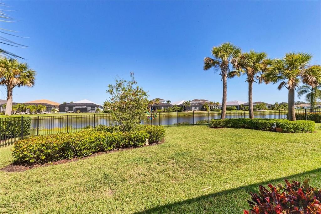 For Sale: $795,000 (2 beds, 2 baths, 1950 Square Feet)