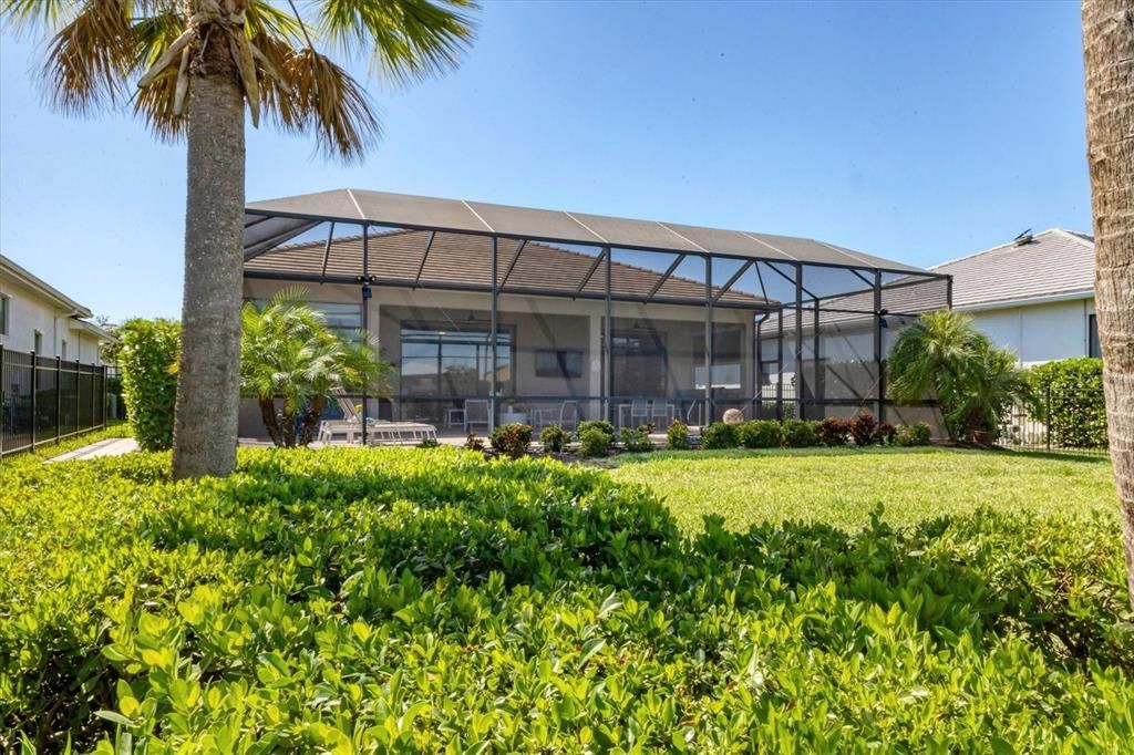 For Sale: $795,000 (2 beds, 2 baths, 1950 Square Feet)