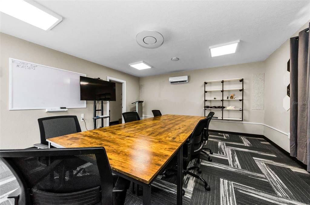 For Sale: $800,000 (0 beds, 0 baths, 1620 Square Feet)