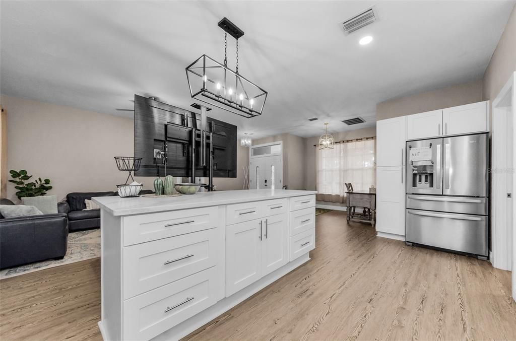 For Sale: $800,000 (0 beds, 0 baths, 1620 Square Feet)