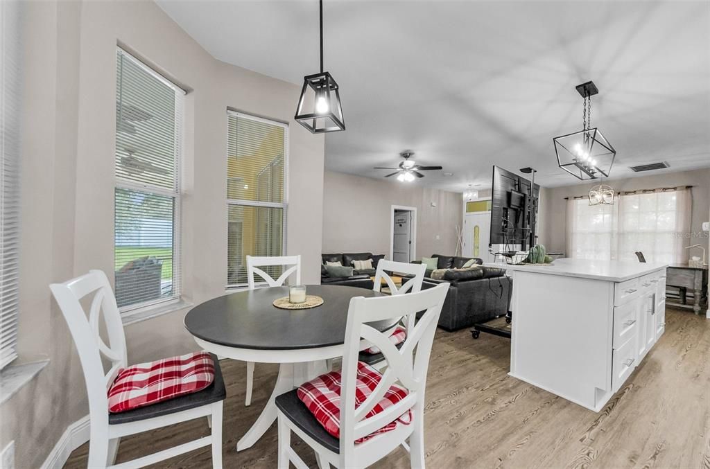 For Sale: $800,000 (0 beds, 0 baths, 1620 Square Feet)