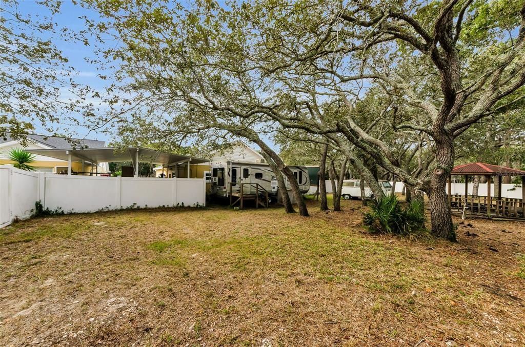 For Sale: $800,000 (0 beds, 0 baths, 1620 Square Feet)