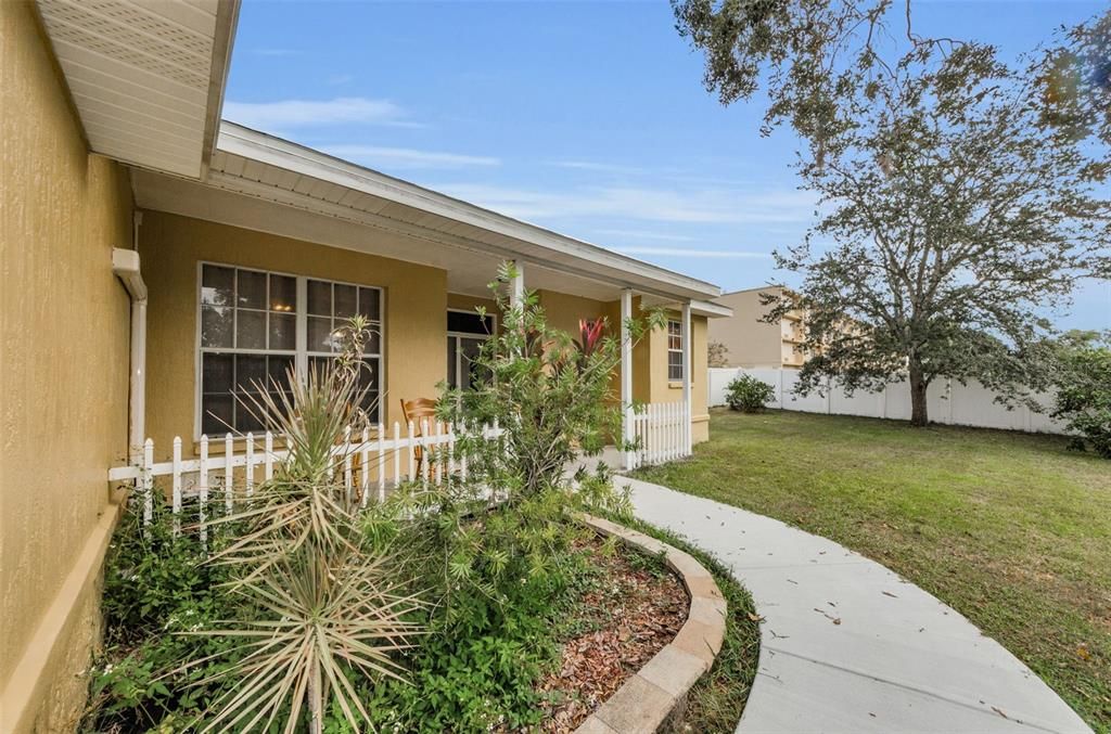 For Sale: $800,000 (0 beds, 0 baths, 1620 Square Feet)