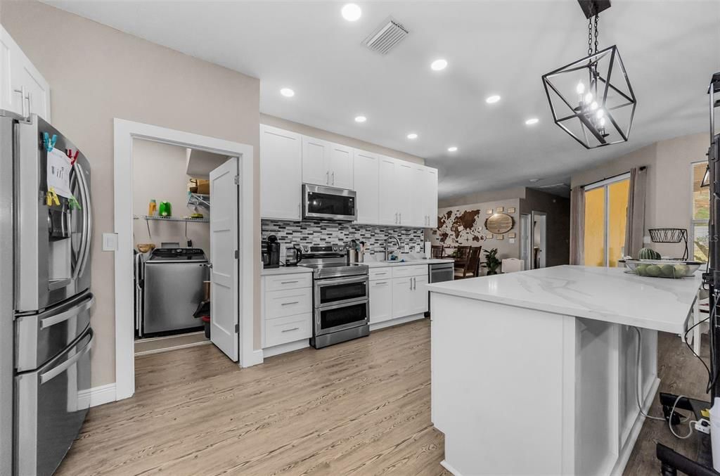 For Sale: $800,000 (0 beds, 0 baths, 1620 Square Feet)