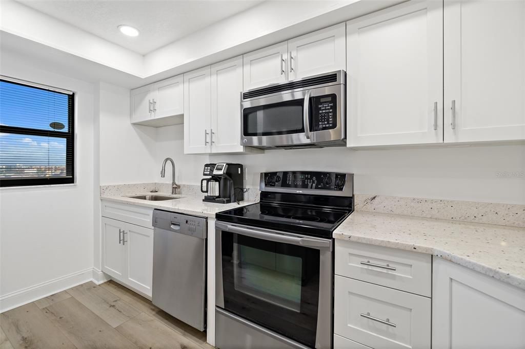 待售: $595,000 (2 贝兹, 2 浴室, 1145 平方英尺)