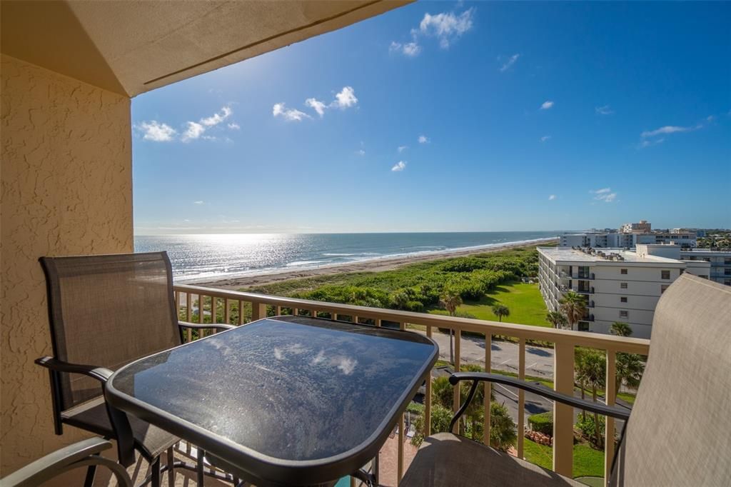 待售: $595,000 (2 贝兹, 2 浴室, 1145 平方英尺)