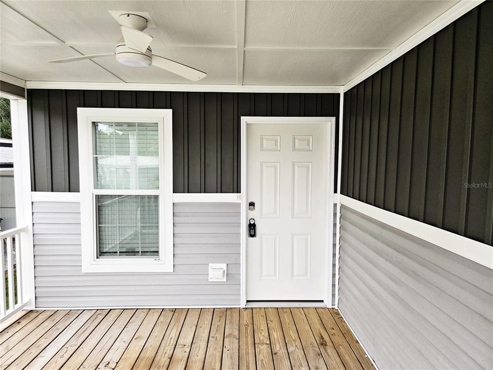 For Rent: $1,700 (2 beds, 2 baths, 1000 Square Feet)