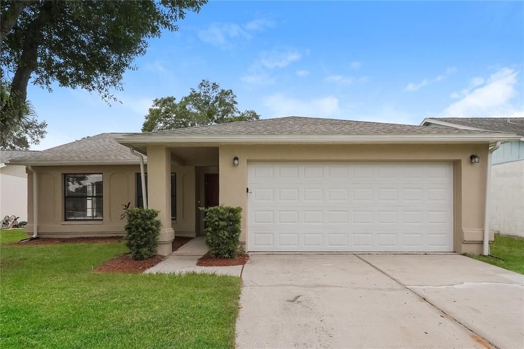 Recently Rented: $2,085 (3 beds, 2 baths, 1511 Square Feet)