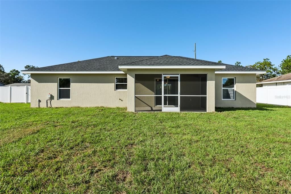 Active With Contract: $289,900 (3 beds, 2 baths, 1453 Square Feet)