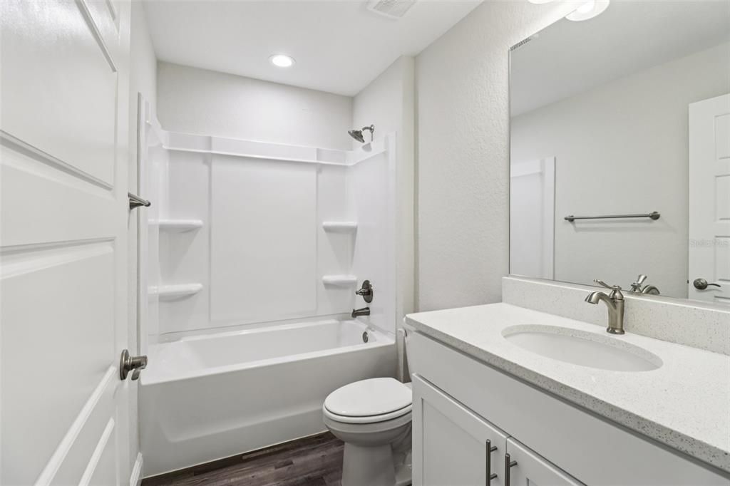 Active With Contract: $289,900 (3 beds, 2 baths, 1453 Square Feet)