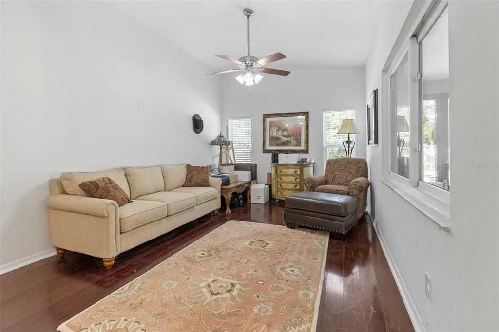 待售: $490,000 (3 贝兹, 2 浴室, 1688 平方英尺)