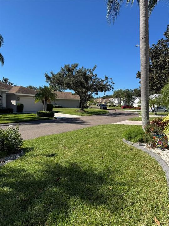 For Sale: $325,000 (2 beds, 2 baths, 1757 Square Feet)