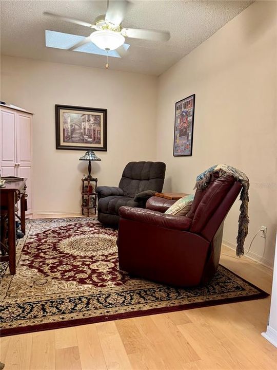 For Sale: $325,000 (2 beds, 2 baths, 1757 Square Feet)