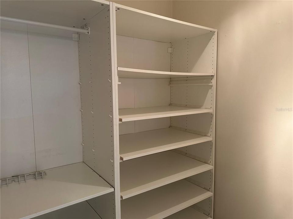 For Rent: $2,750 (1 beds, 2 baths, 1100 Square Feet)