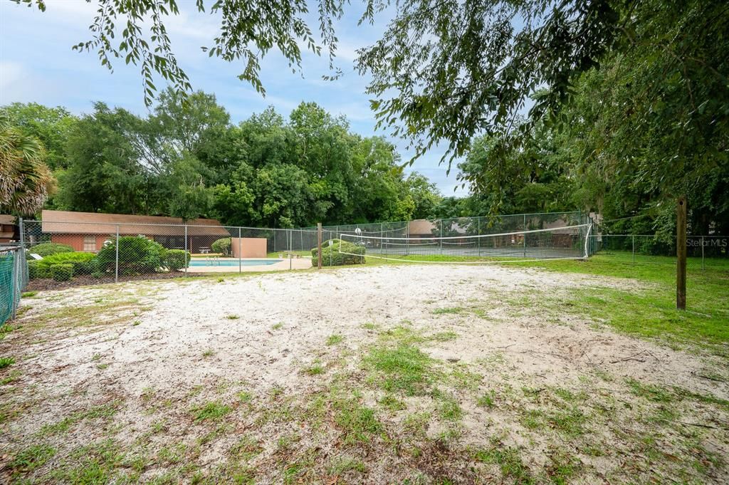 En Venta: $215,000 (3 camas, 3 baños, 1370 Pies cuadrados)