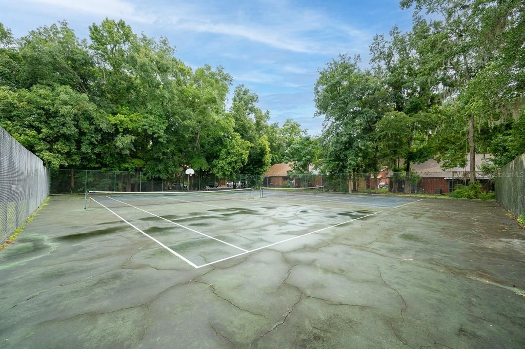 En Venta: $215,000 (3 camas, 3 baños, 1370 Pies cuadrados)