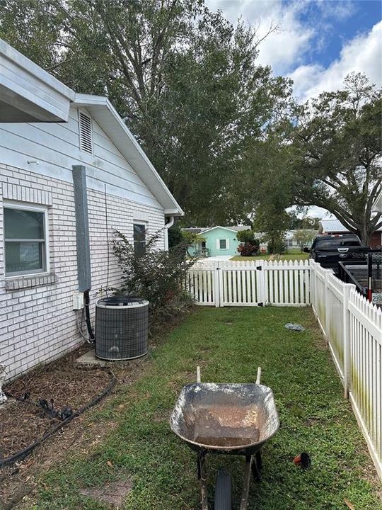 For Sale: $354,900 (3 beds, 2 baths, 1872 Square Feet)