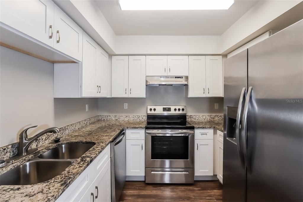 Active With Contract: $375,000 (3 beds, 2 baths, 1740 Square Feet)