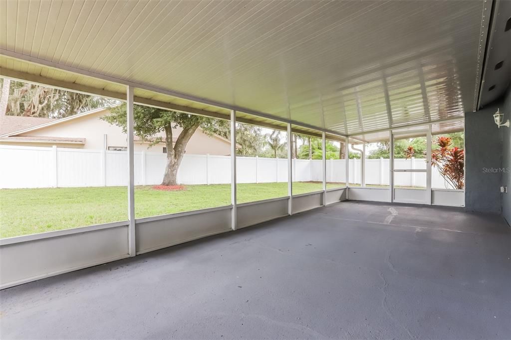 Active With Contract: $375,000 (3 beds, 2 baths, 1740 Square Feet)