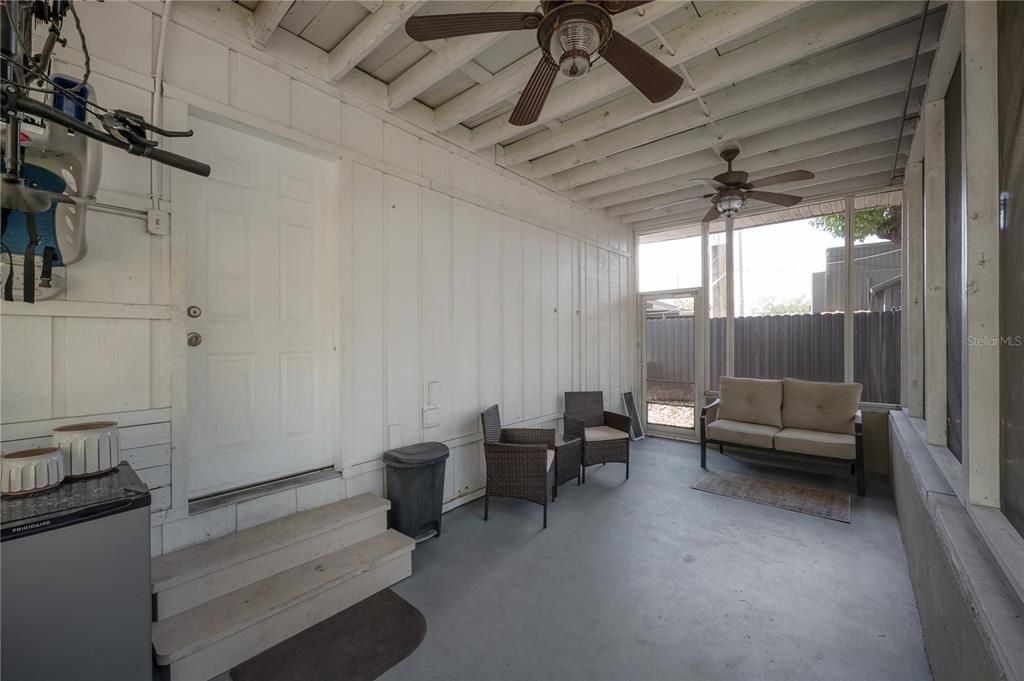 For Sale: $419,900 (3 beds, 2 baths, 1370 Square Feet)