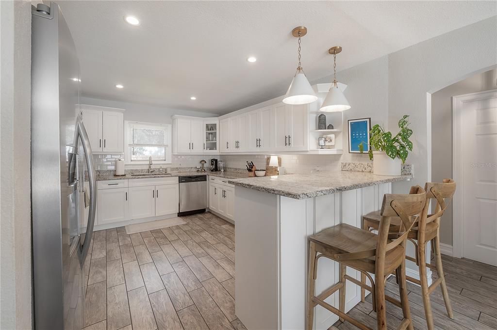 For Sale: $419,900 (3 beds, 2 baths, 1370 Square Feet)