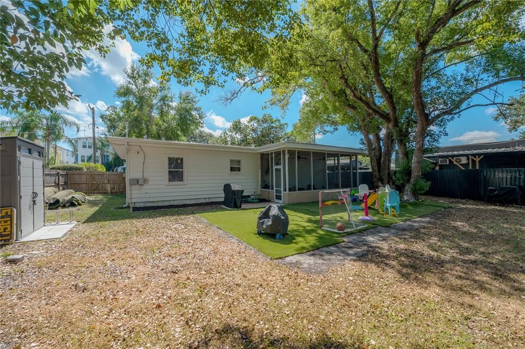 For Sale: $419,900 (3 beds, 2 baths, 1370 Square Feet)