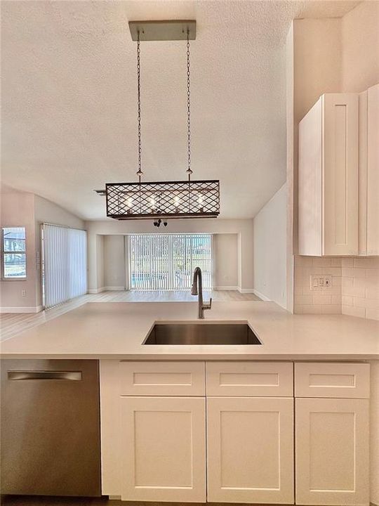 For Sale: $428,900 (3 beds, 2 baths, 2092 Square Feet)