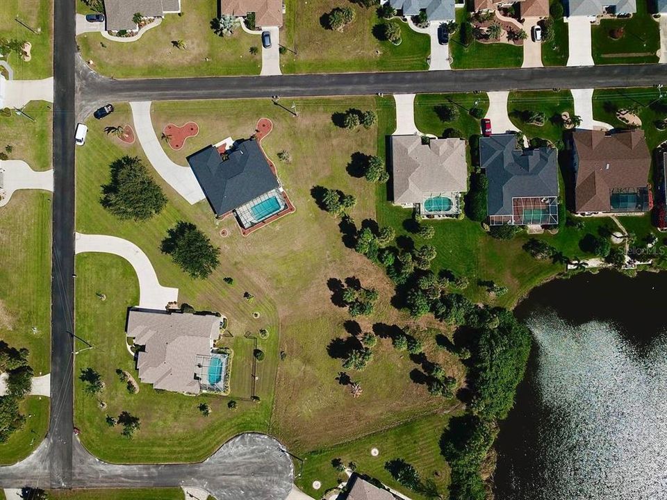 For Sale: $428,900 (3 beds, 2 baths, 2092 Square Feet)