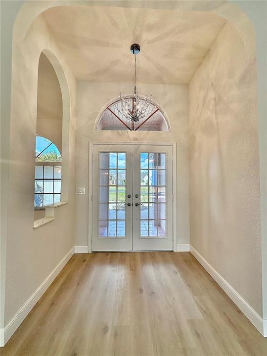 For Sale: $428,900 (3 beds, 2 baths, 2092 Square Feet)