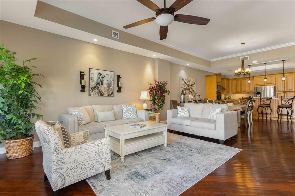 На продажу: $1,150,000 (3 спален, 3 ванн, 2491 Квадратных фут)