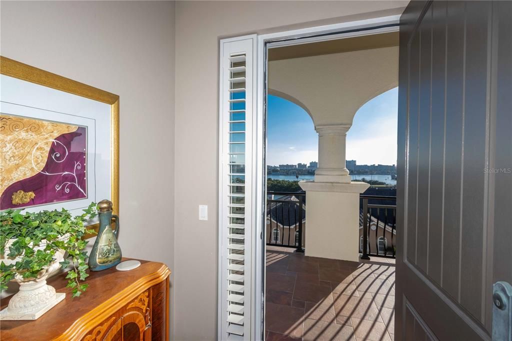 На продажу: $1,150,000 (3 спален, 3 ванн, 2491 Квадратных фут)