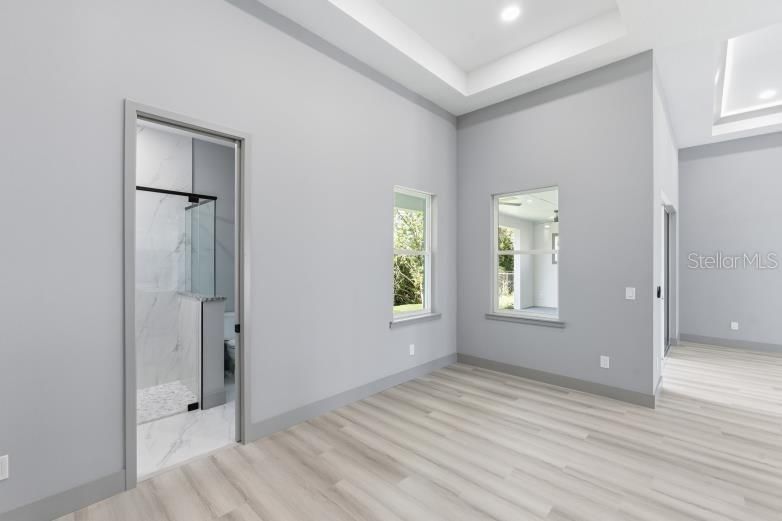 For Sale: $600,000 (3 beds, 3 baths, 2093 Square Feet)